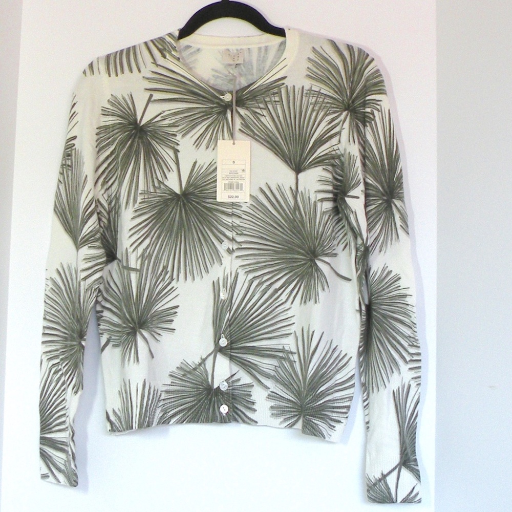 A New Day  White & Green  Cardigan sz S